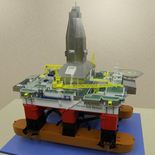 Scale model of drill platform Polyarnaya Zvezda, view on starboard